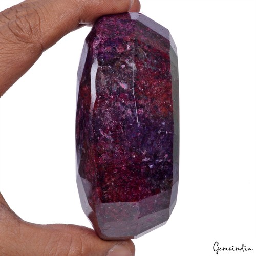 Huge 3460 Cts Natural Deep Red Ruby Oval Cut Loose Faceted Madagascar Gemstone - Picture 6 of 10