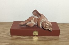 Antike Figur, Ton, Eros in der Allegorie eines schlafenden Knaben Museumsreplik