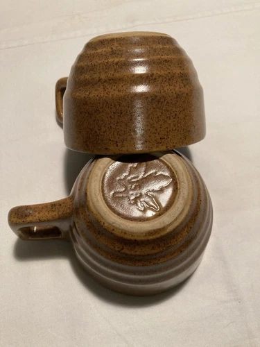 Vintage Monmouth Pottery Maple Leaf USA Mojave Brown Speckled Mug Cup  USA made