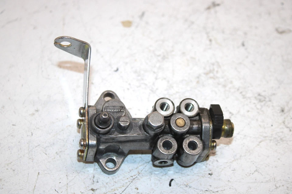 04 Arctic Cat Firecat 600 Efi OEM bomba de aceite desnuda 3007-565 SAS7 Foto 2 de 4