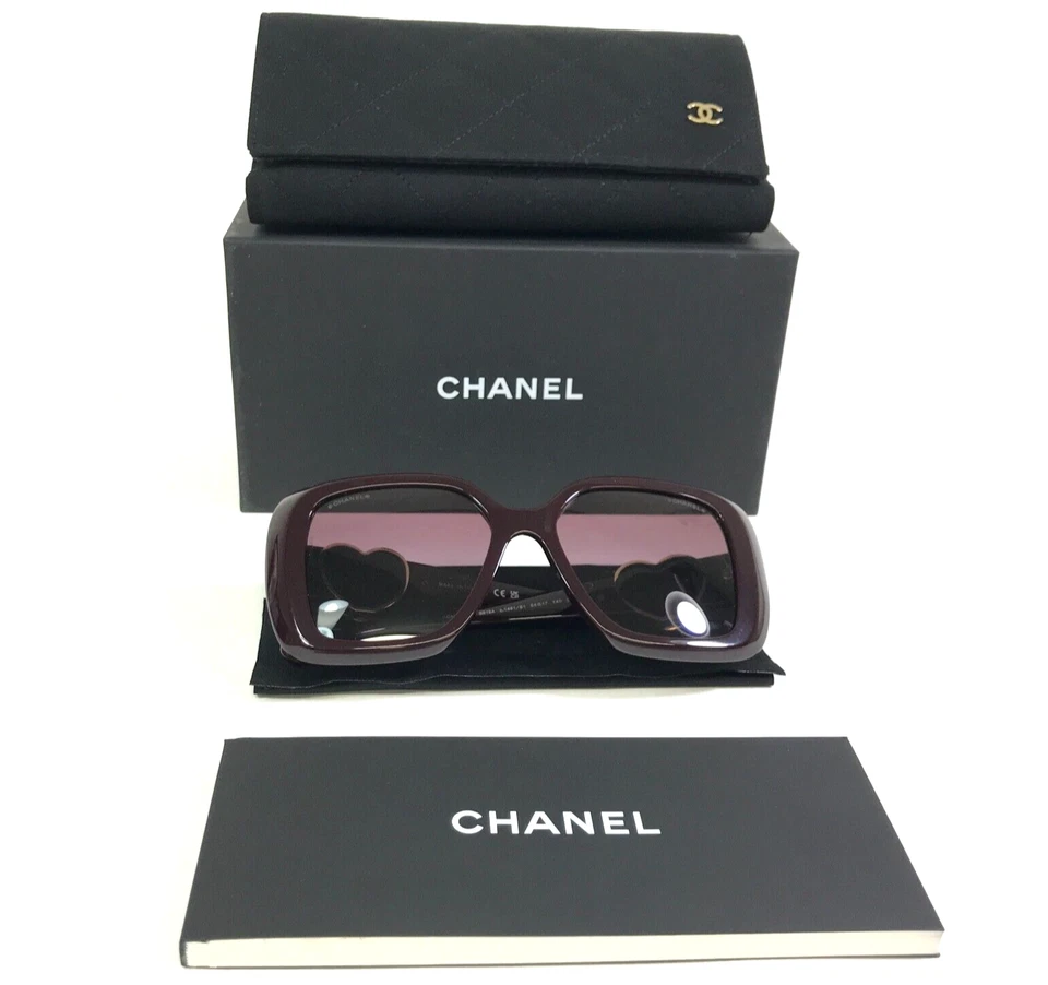 Gafas de sol CHANEL 5518-A c.1461/S1 Borgoña Cuadradas Dorado Cierre Espejado Corazones Foto 3 de 4