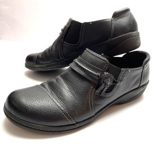 Clarks Women's Cheyn Madi Loafer Slip On Shoe Size 7 M Black Leather Comfy Shoe