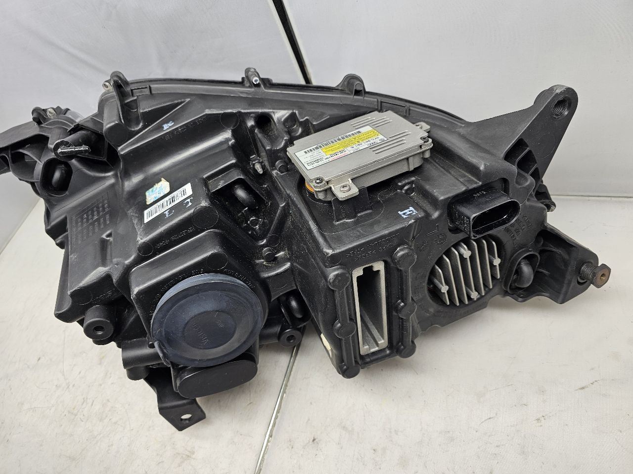 2014 2015 2016 2017 2018 Bentley Flying Spur HID Complete Left Headlight