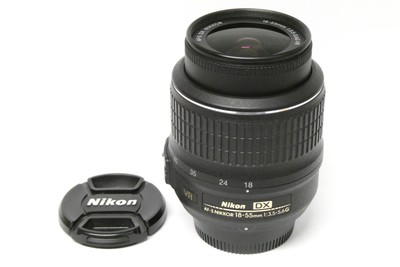 Nikon AF-S DX Nikkor 18-55 mm G  VR  Objektiv gebraucht