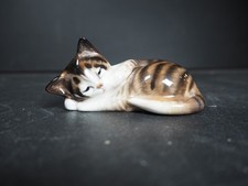 Royal Doulton Bone China Small Sleeping Tabby Cat Kitten Figurine HN 2581
