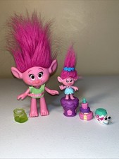 Dreamworks Trolls Poppy  s Party Figure Set And 5  Poppy incomplete 