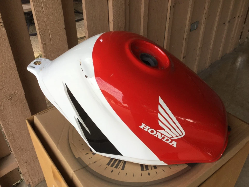 Tanque de combustible de gasolina Honda CBR600 F3 1996...95-98 Foto 2 de 4