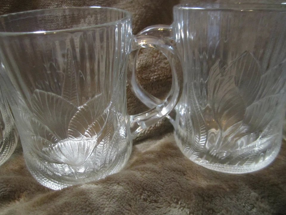 Glass Cup Arcoroc Canterbury Crocus Coffee Tea Cup Floral Design Vintage - Image 3 of 4