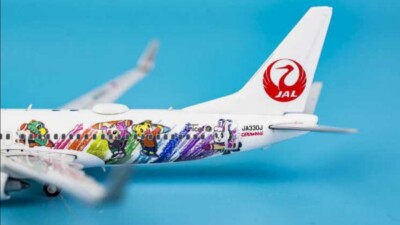 1/400 JC wings Japan Airlines (JAL) B737-800 JA330J 
