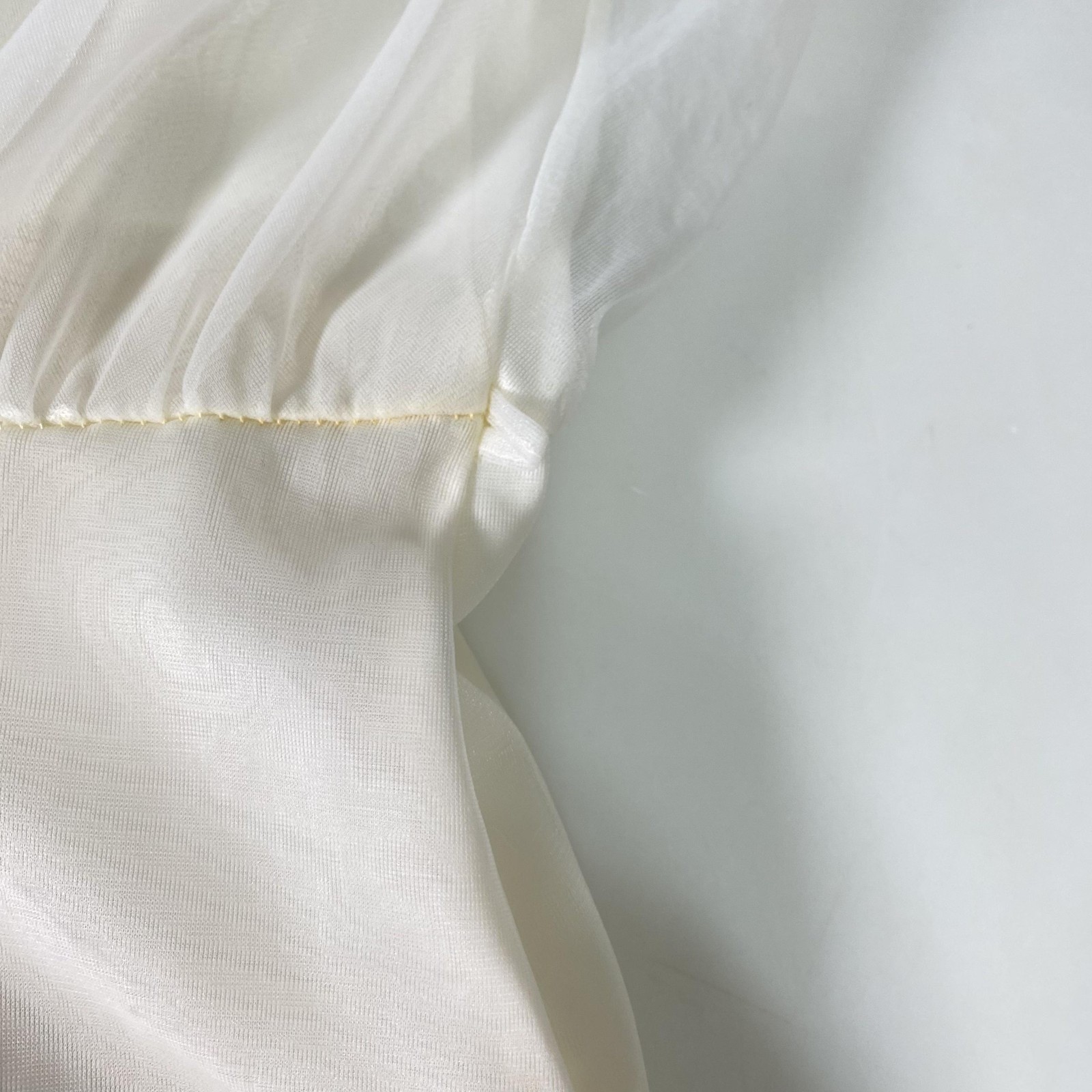 Vintage Sheer Peignoir Set Womens Medium Ivory Nightgown Robe Lace Pearl 60s