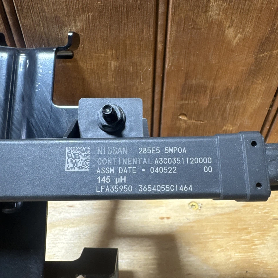 Antena Original Nissan 285E5-5MP0A Foto 2 de 4