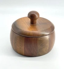 Walnut Box With Lid Lebanon Missouri Quality Heirloom