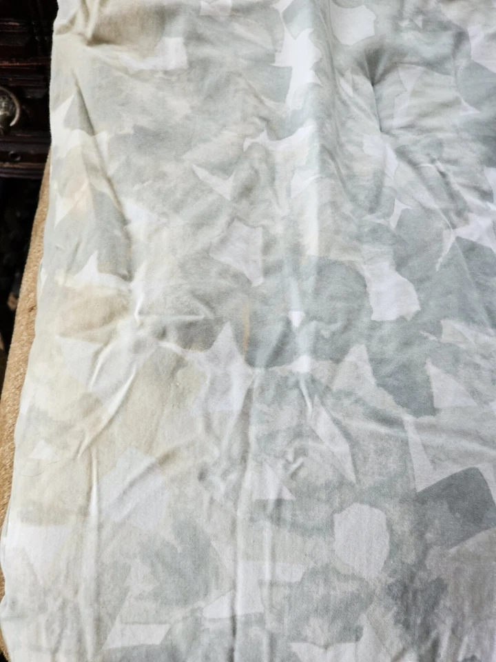 Edredón KATE SPADE diseño verde y blanco tamaño doble solo 94x64" Foto 3 de 4