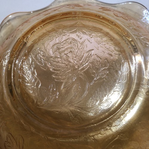 Carnival Glass Dish Yellow Gold Floral 9.5in Diameter - Picture 3 of 13