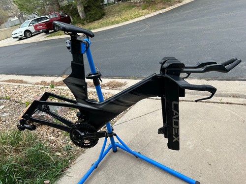 Cadex Triathlon Bike Size S
