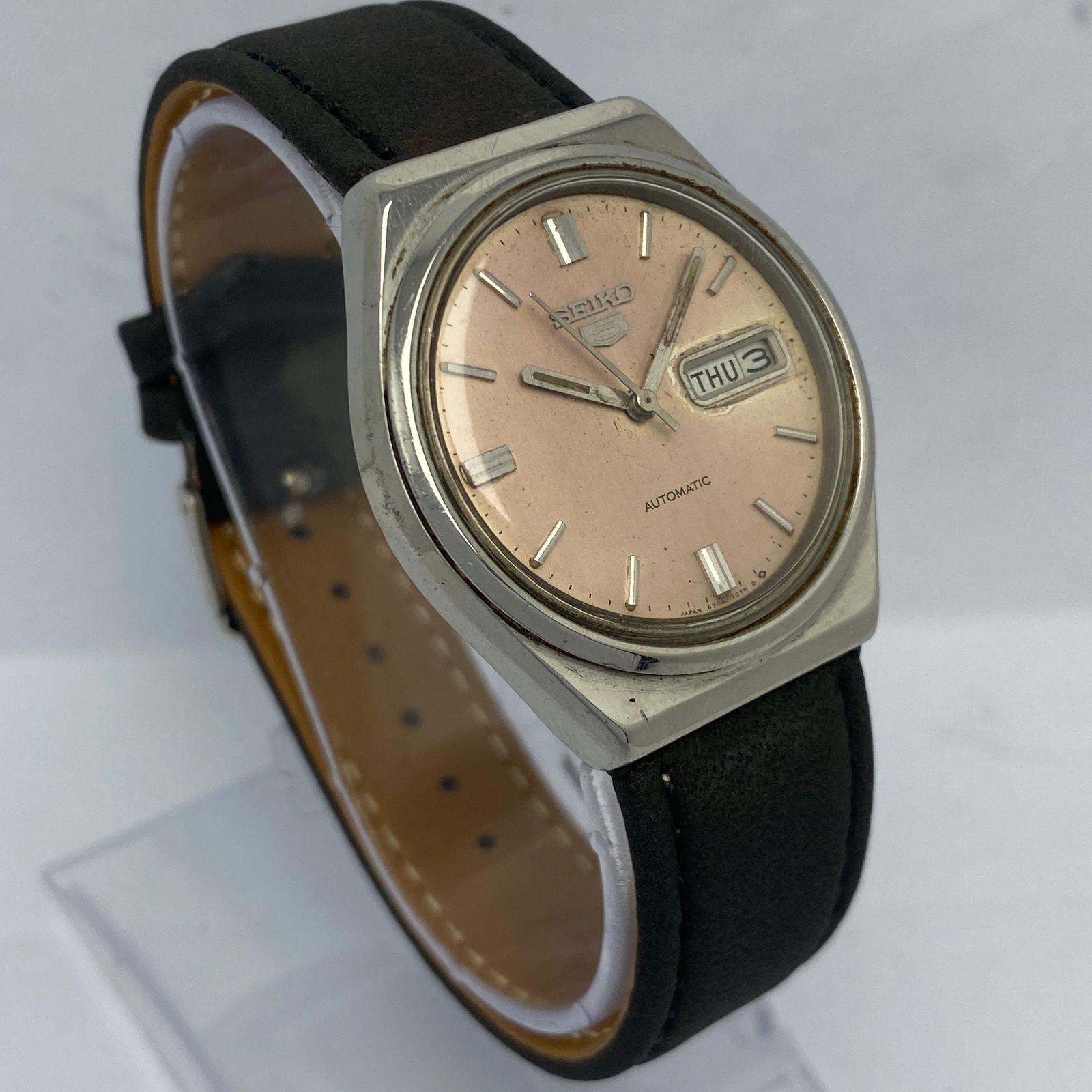 ヴィンテージ Seiko5 煩い オートマチック7006a日本製day/date稼働品