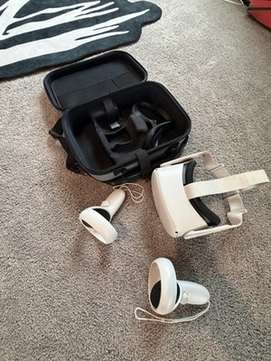 Meta Quest 2 Standalone VR Headset, White, w/2 Controllers & Carrying Case 256gb