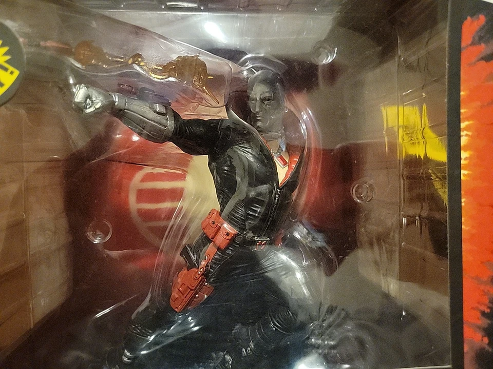 DESTRO Diamond Select Toys Gallery G.I. Estatua diorama de PVC Joe *NUEVA* SELLADA* Foto 2 de 3