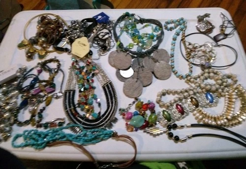 Vintage Costume Jewelry Necklace Lot