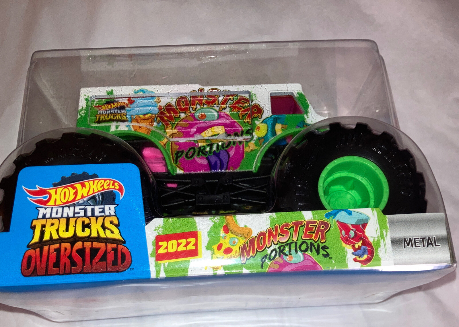 HOT WHEELS MONSTER TRUCKS 2022 OVERSIZED MONSTER PORTIONS METAL NEW.