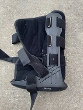 DJ Orthopedics Maxtrax DJO Walking Boot Brace Foot Ankle Heel Sprain Fracture Sm