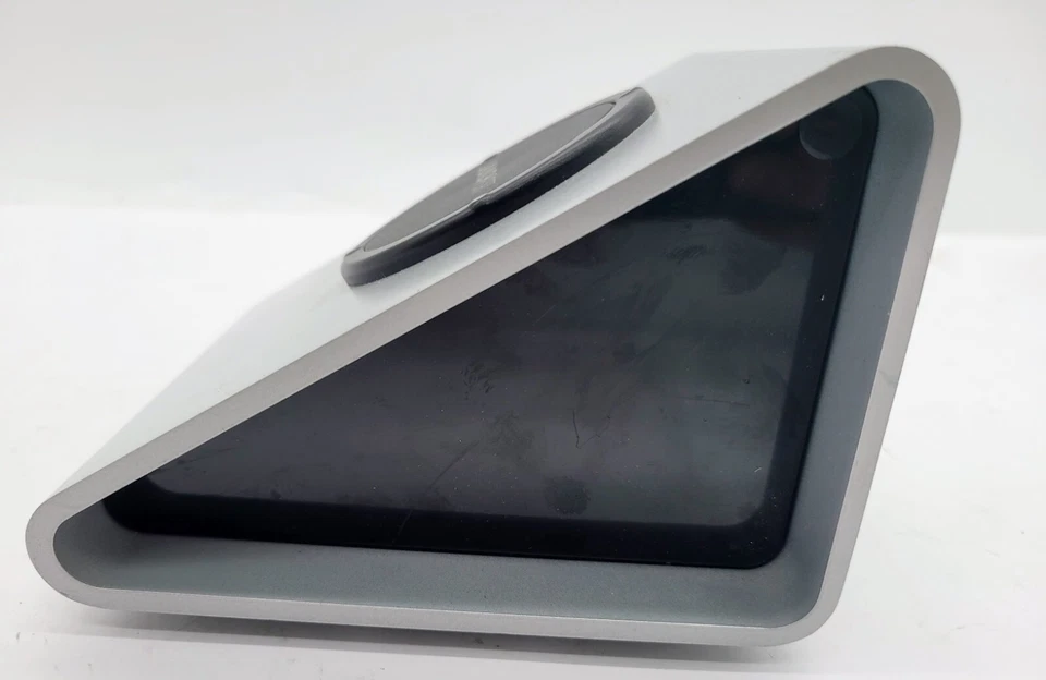 IPORT LAUNCHPORT BASE STATION Silver BASESTATION - No Power Supply - Image 4 of 4