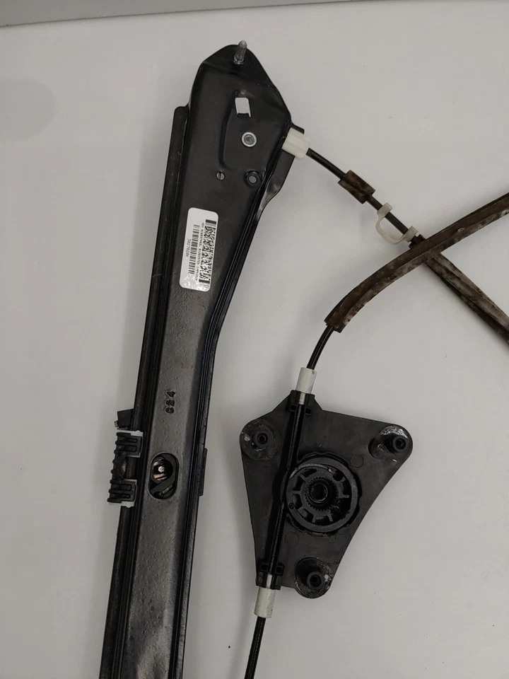 2011-2018 VOLKSWAGEN JETTA ПЕРЕДНИЙ ПРАВЫЙ СТЕКЛОПОДЪЕМНИК OEM 5C6837462L - Изображение 2 из 4