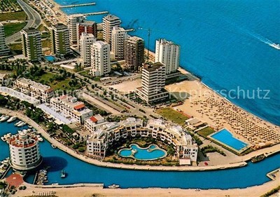Portoverde Misano Adriatico Fliegeraufnahme