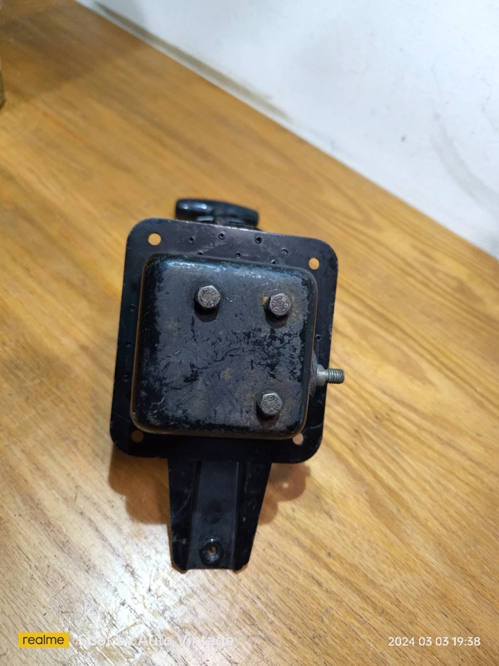 Palanca de cambios automática Fiat 132 y 125 s equipamiento original fabricantes  Foto 3 de 4