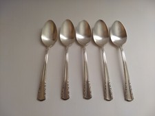 Holmes & Edwards Inlaid IS May Queen Pattern Set 5 Spoons Replacement 7" Long