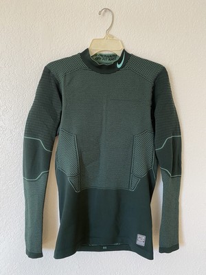 nike hyperwarm shirt