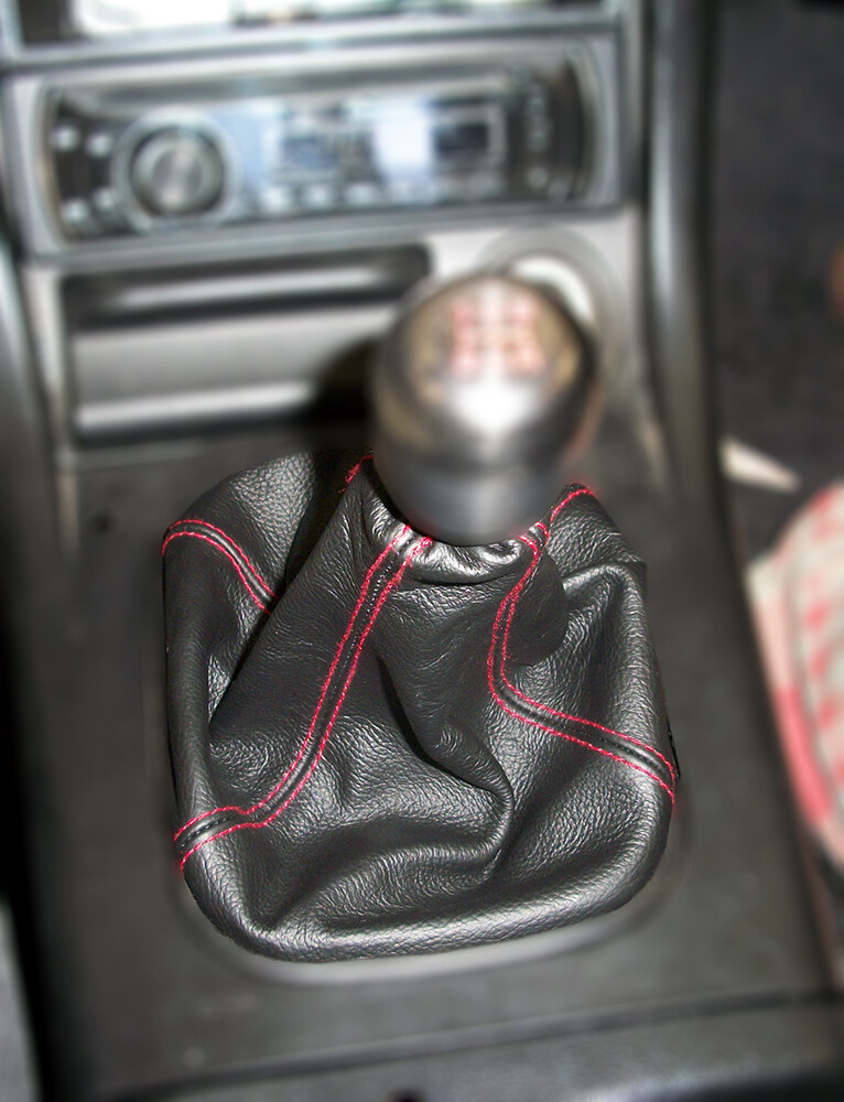 Shift Boot For 1991-1996 Honda Prelude Black Leather Red