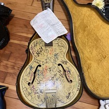 💥AUTOGRAPHED HARMONY GUITAR! 70+ AUTOGRAPHS! BB KING, TOM WAITS, ROLLINS, DIO💥
