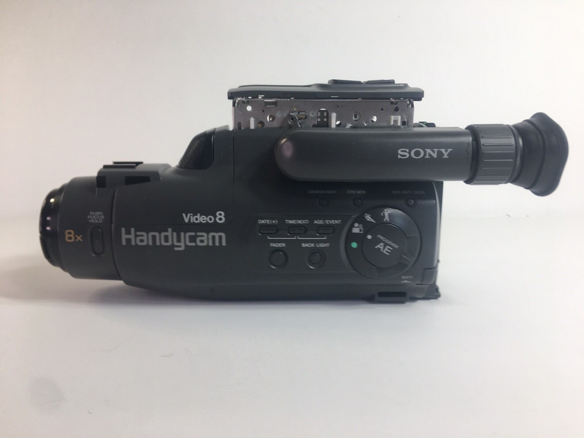 a*s様 動作品　SONYvideoHi8ビデオカメラHandycam　CCD- Sony Handycam video Hi-8 CCD-V701 | GovDeals