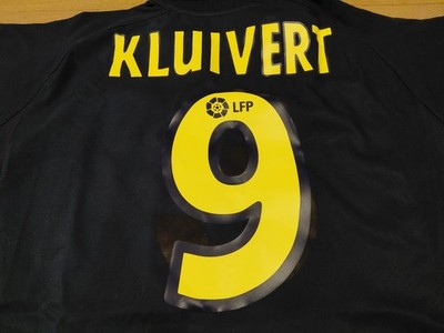 2002/03 FC Barcelona #9 Patrick Kluivert Football Shirt Nike Size