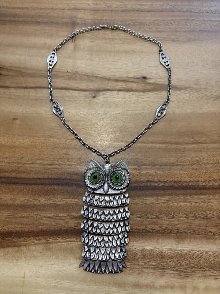 Collier avec pendentif chouette argenté yeux verts verre rond alliage métal - Photo 2/2