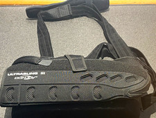 DonJoy UltraSling III Shoulder/Arm Sling Medi...