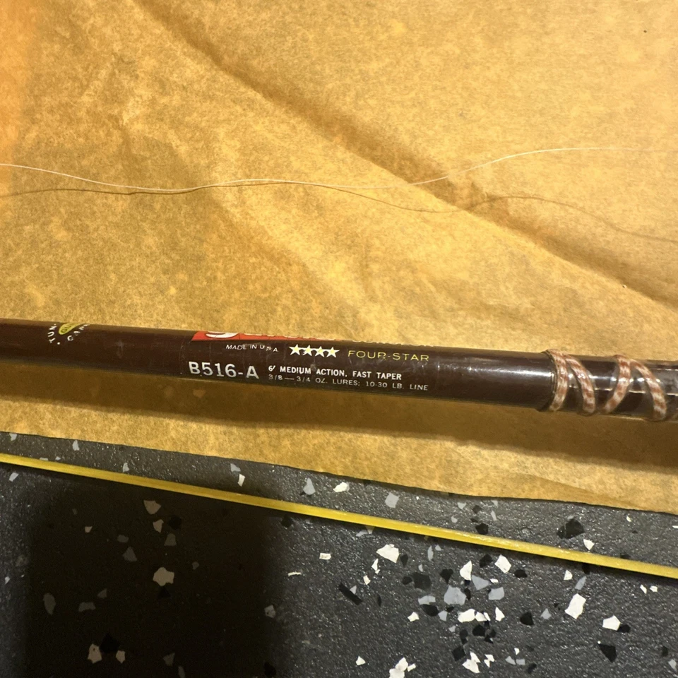 Lote de tres bastones combinados de varilla y carrete de colección Garcia, Mohawk, Zebco Foto 3 de 4