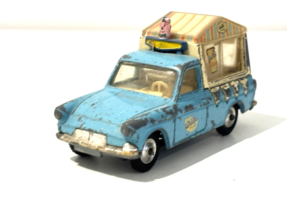 Furgoneta de helados Corgi 474 Wall's Ford Thames Anglia diecast classic 1.43 A1 Foto 3 de 4