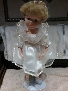 Vintage  -  Musical Porcelain Ballerina Doll  16"
