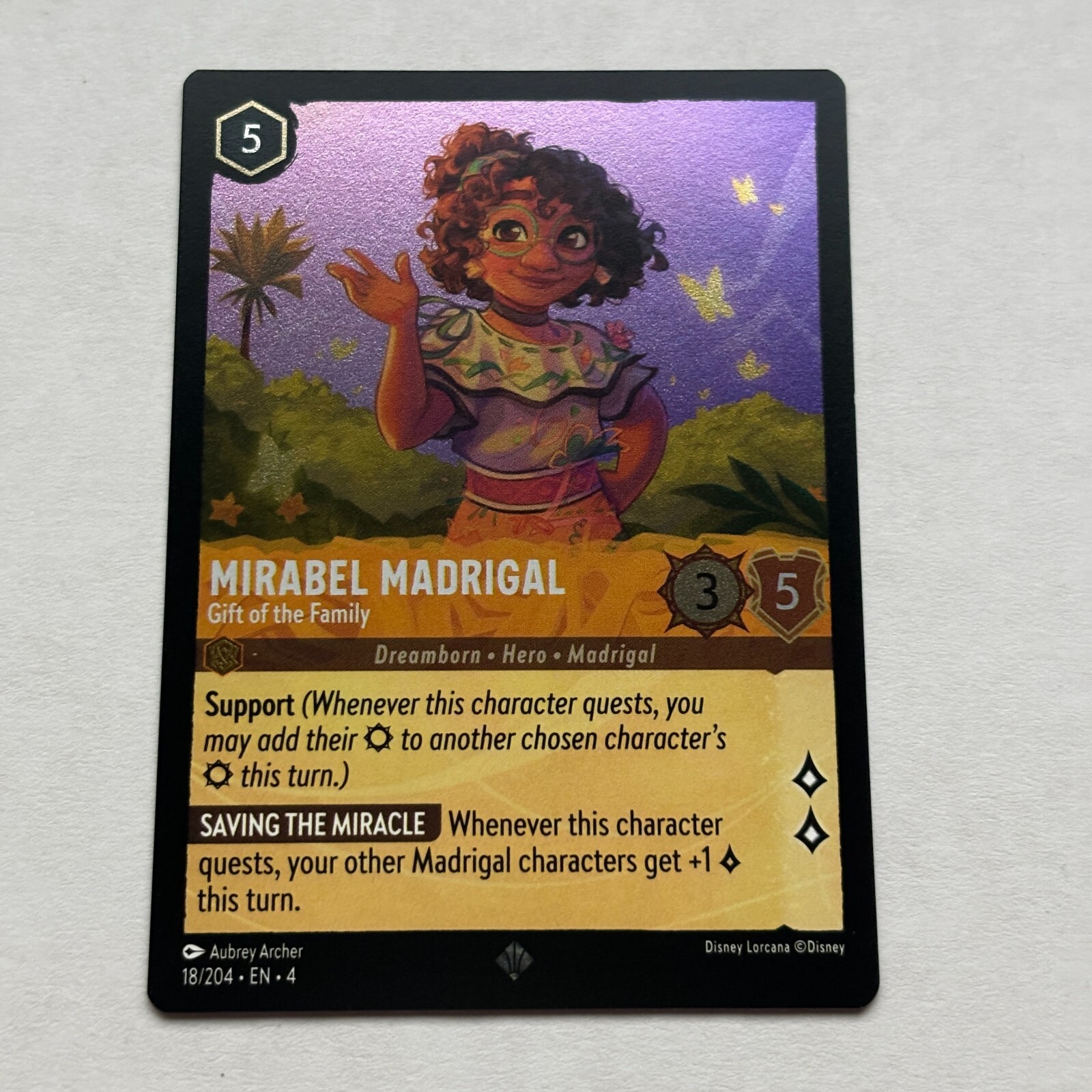 Mirabel Madrigal 18/204 Disney Lorcana Ursula's Return Super Rare Cold Foil NM
