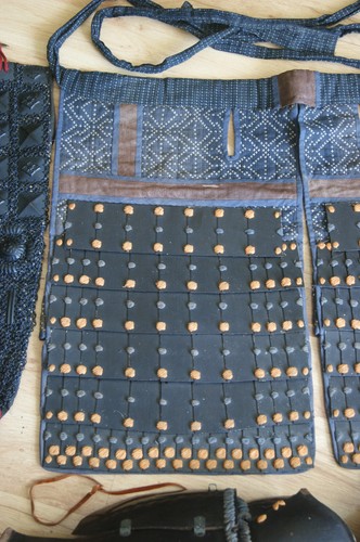Original HAIDATE, SUNEATE and KOTE from Samurai armor from EDO period. - Picture 3 of 23