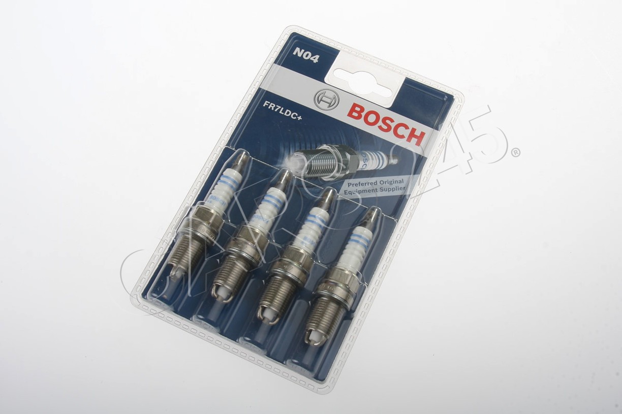 BOSCH Spark Plug SET x4 pcs 0242235947