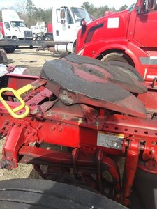 Replaces 2024 JOST STATIONARY FIFTH WHEEL 3924792