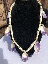 wampu necklaces clam shells aka quohogs