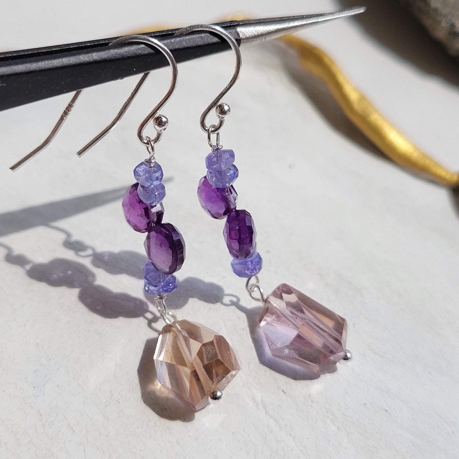 Boucles d'oreilles améthyste et tanzanite violette pour femme élégante
