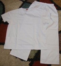 Denice 2 Pc Scrub Set V Neck Top Elastic Waist Pant W/ Pockets White Size XL