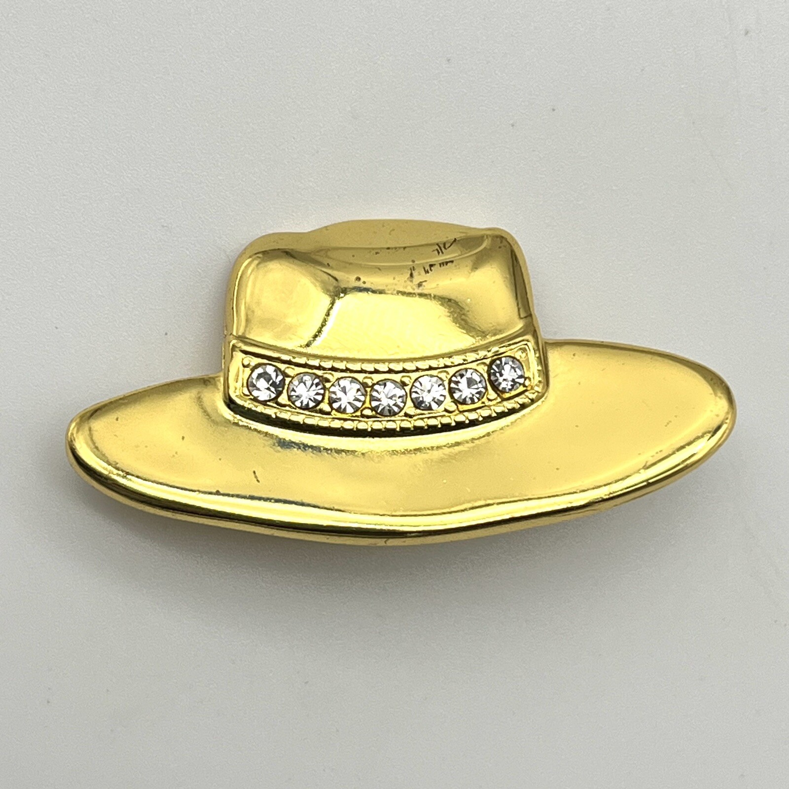 Vintage Fedora Hat Brooch Gold Tone Pin with Rhinestone Hat Band-image