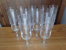 11 flutes à champagne en cristal d'Arques gravé - modèle Matignon