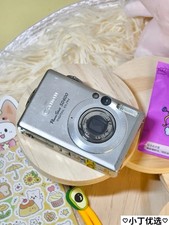 Canon SD600/ IXUS 60/IXY 70 Digital Camera 6 MP 3X Optical Zoom with Silver